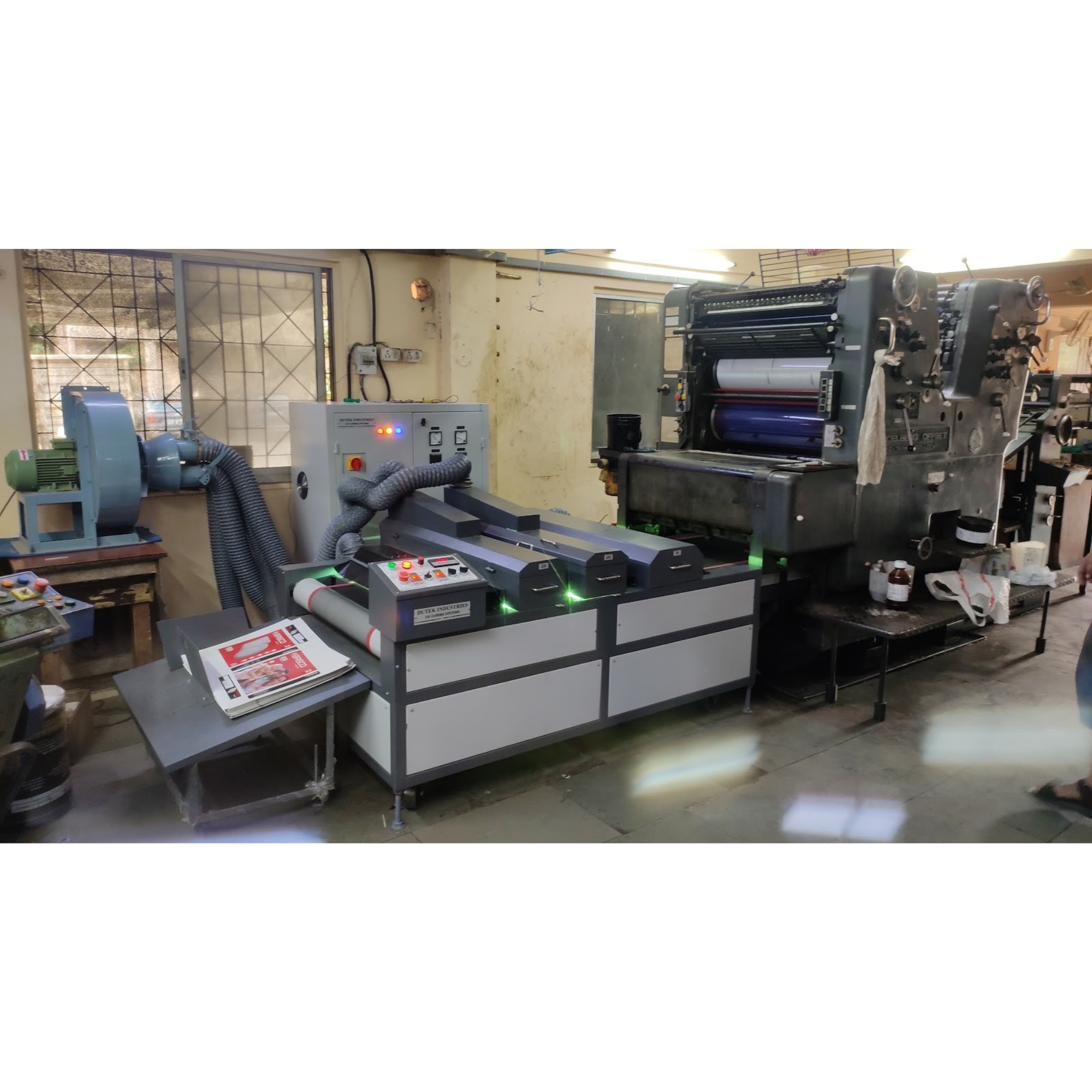 Conveyorized UV & IR curing system